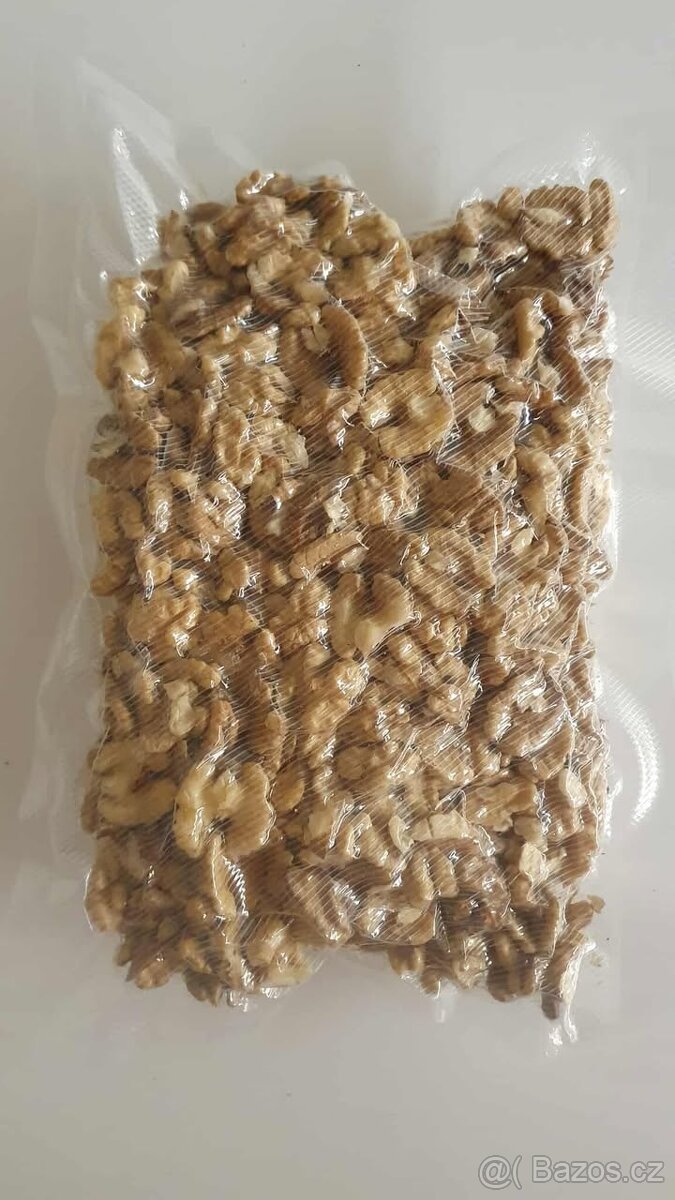Vlašské ořechy loupané z Moravy - 2