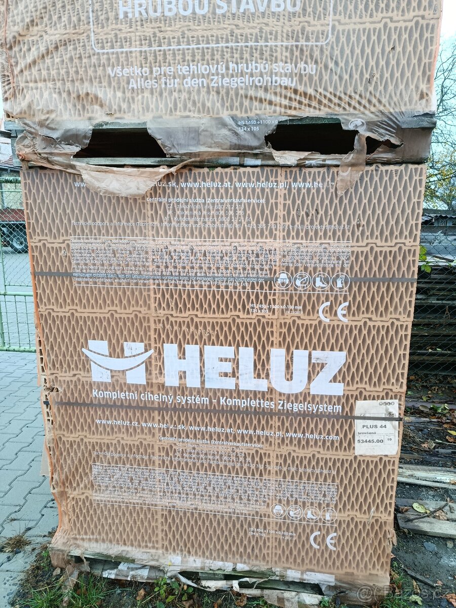 Cihly Heluz 440 broušená - 2