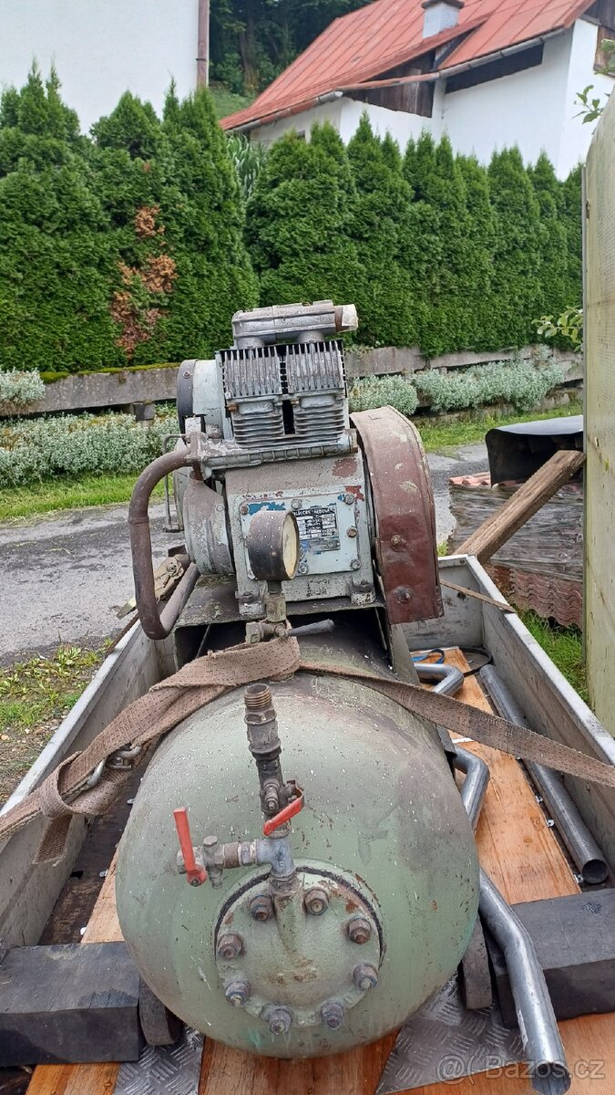 Dvoupístový kompresor Orlík - 2