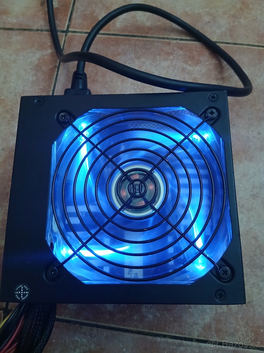 PC zdroj Akasa 400W - 2