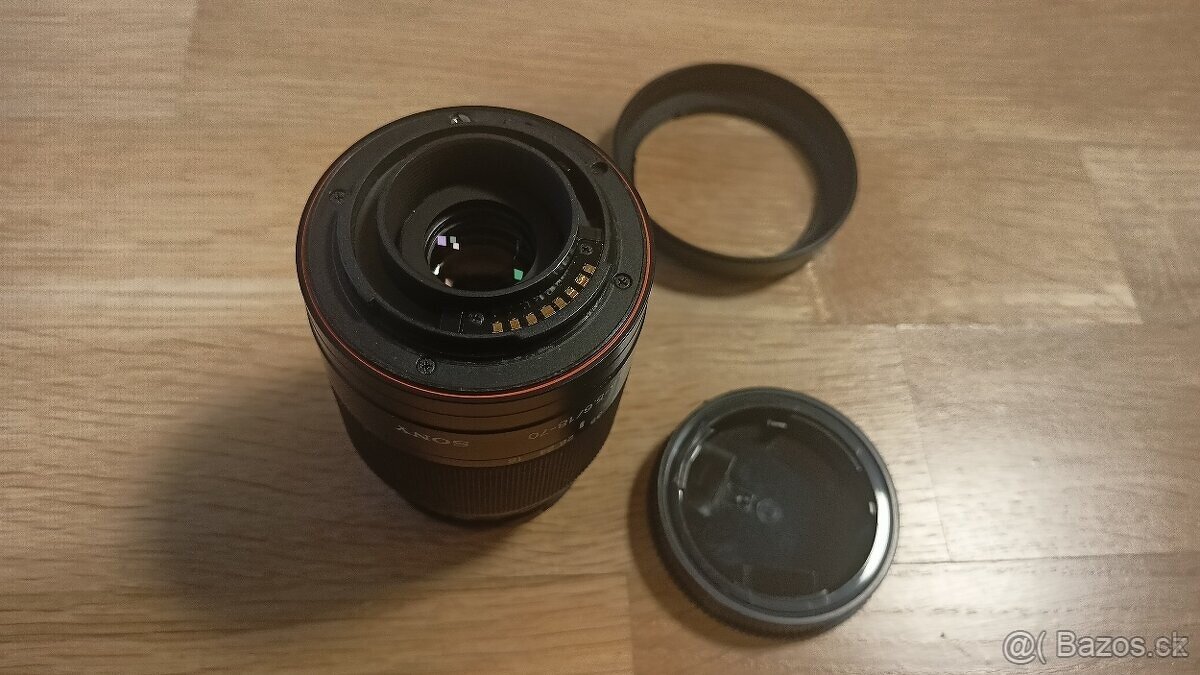 Sony DT 18-70mm f/3.5-5.6 - 2