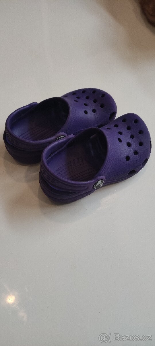CROCS C8-9, dívčí sandály - 2