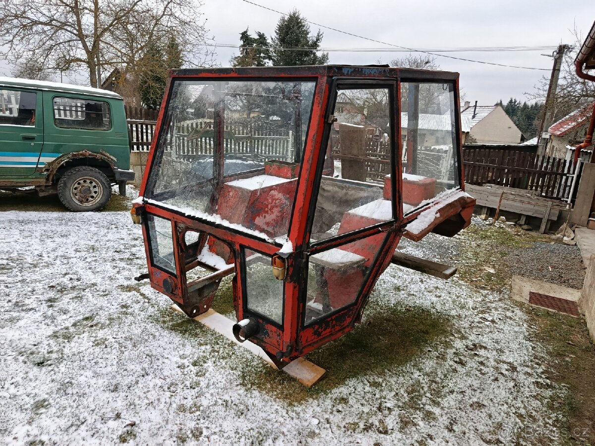 Kabina Zetor - 2