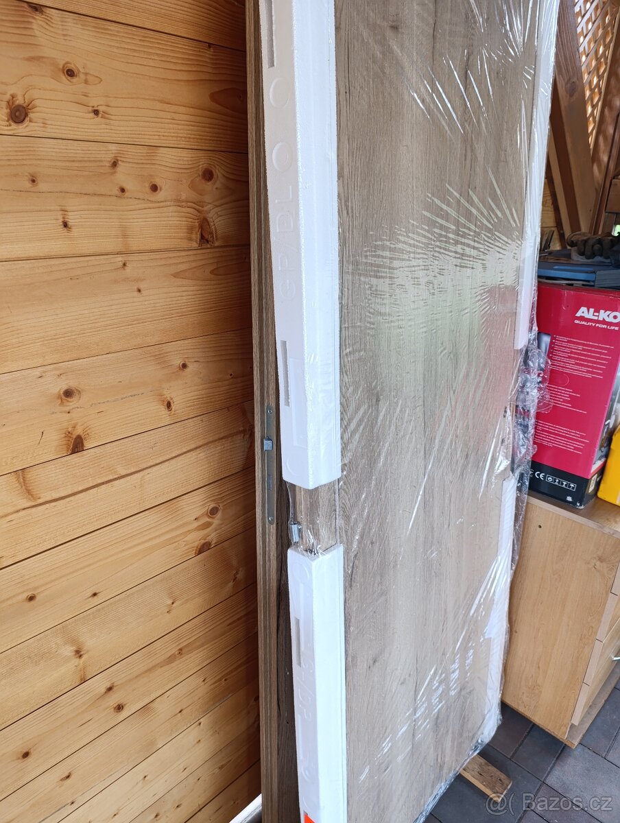 Nové interiérové dveře 70 L - 2