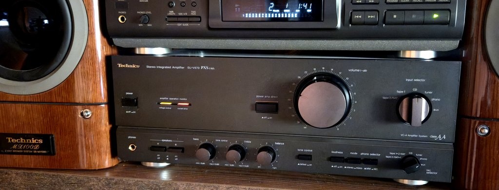 Technics SU-V670 , zesilovač - 2