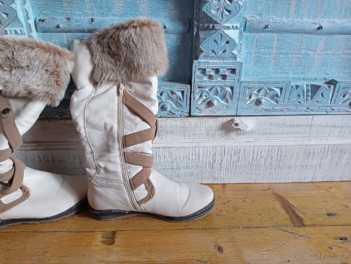 PRODÁM PĚKNÉ ZIMNÍ BOTY - KOZAČKY - 2