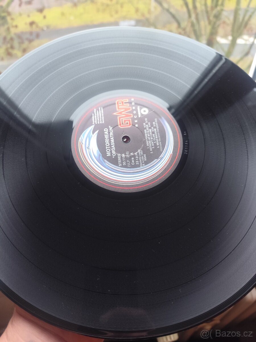 Prodám dvě alba kapely Motörhead - 2