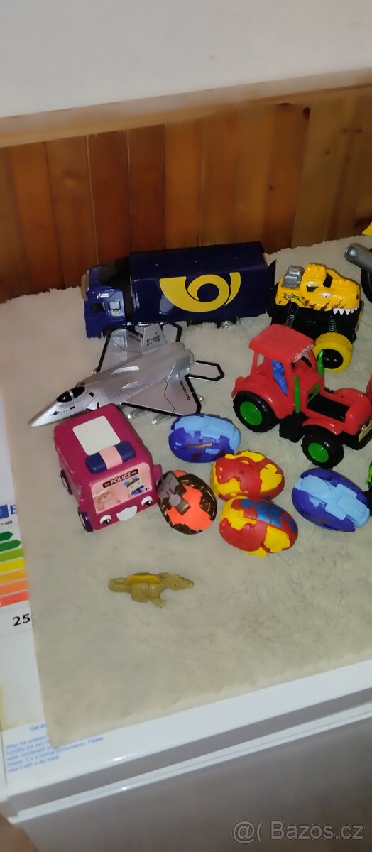 Prodam hracky - 2