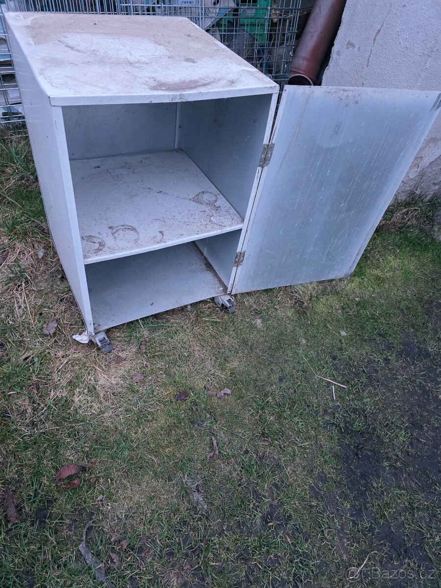 Železná skřinka - 2