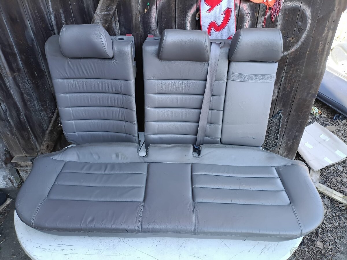 Interiér audi a4 b5 - 2