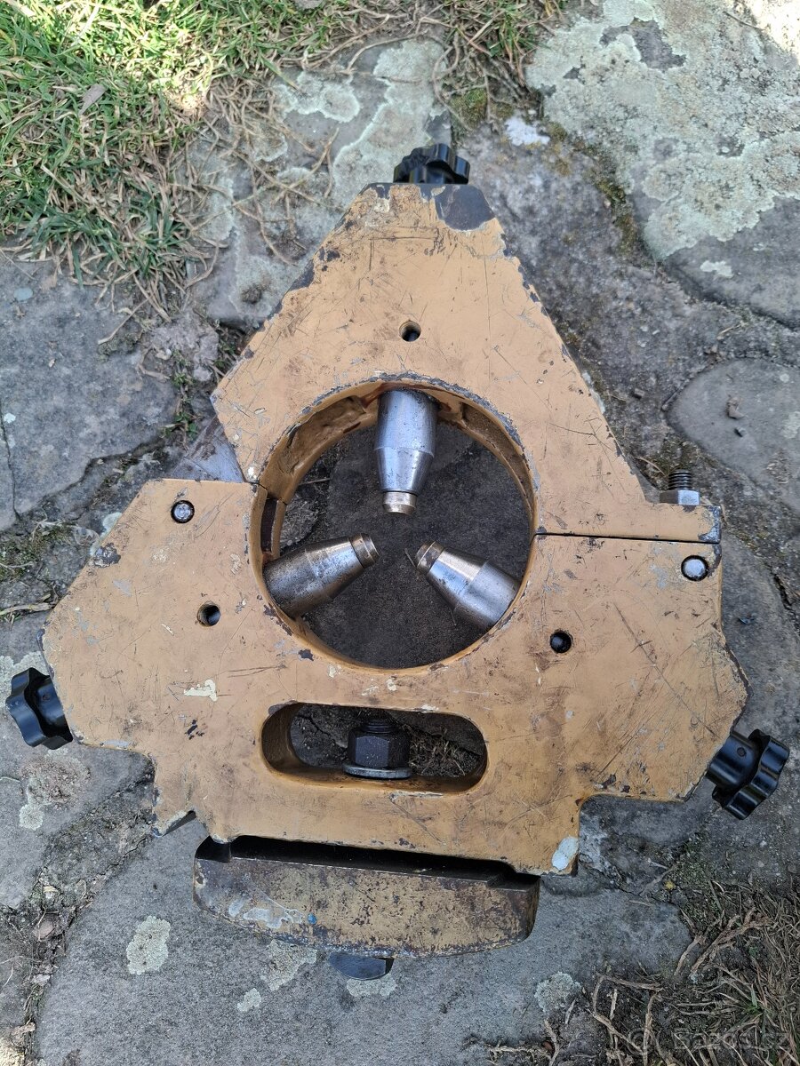 Luneta soustruh TUM25 - 2