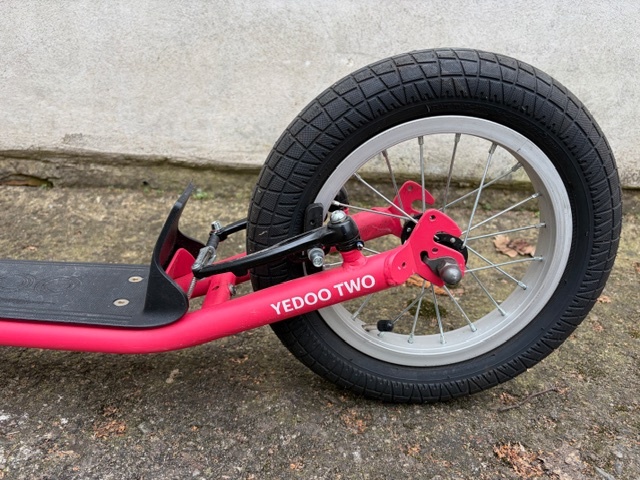 Koloběžka Yedoo two - 2