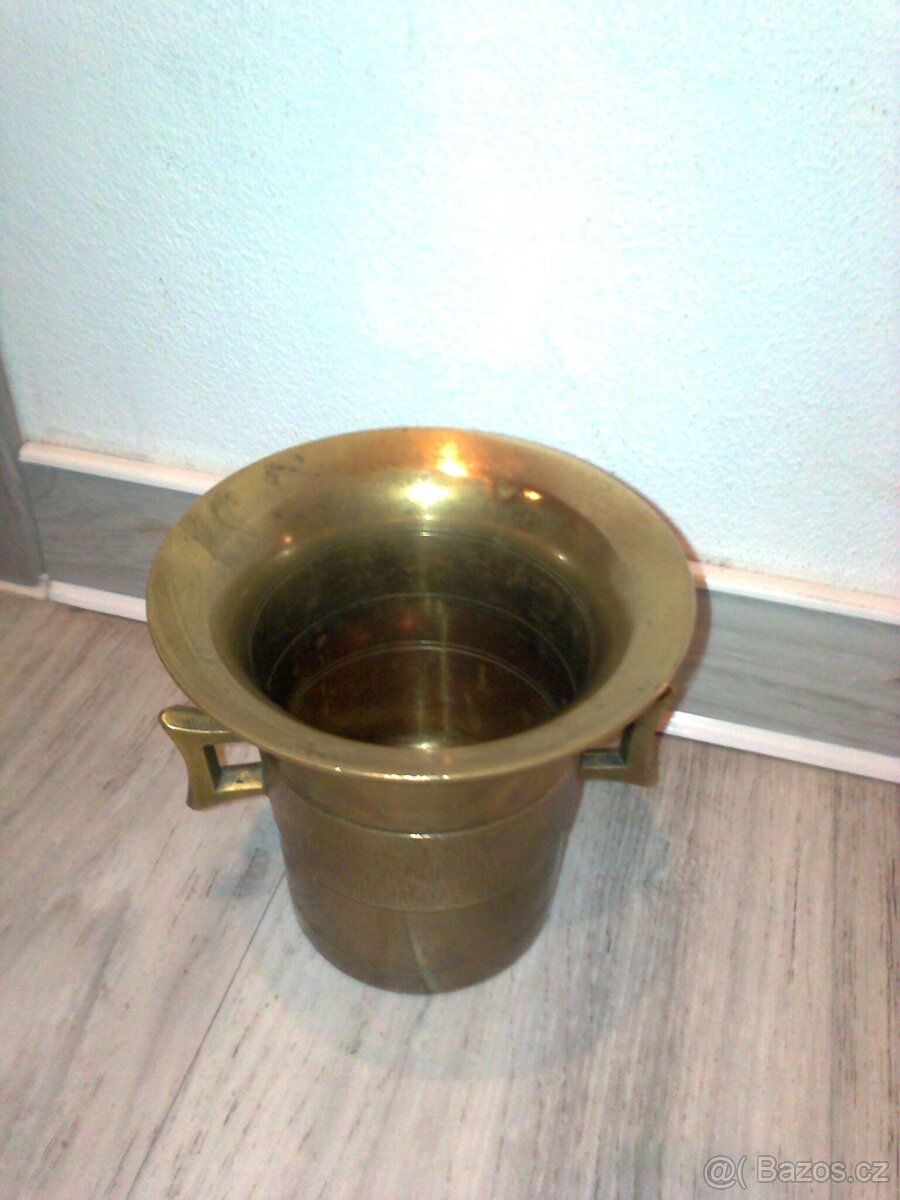Mosazný hmoždíř - 2