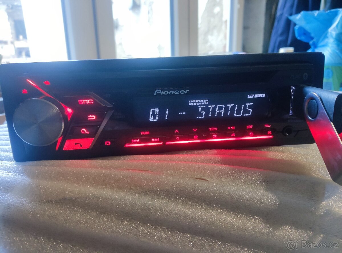 Pioneer DEH - S 3000 BT , bluetooth - 2