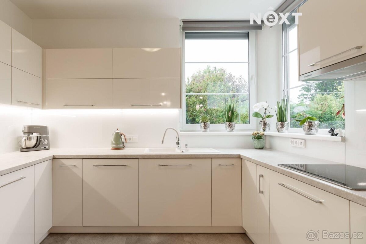 Prodej Vila, 270㎡ - 2