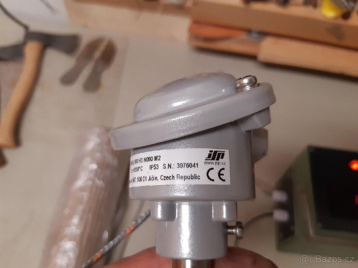 teploměr do výhně, na vysoké teploty, 1500 st. C - 2