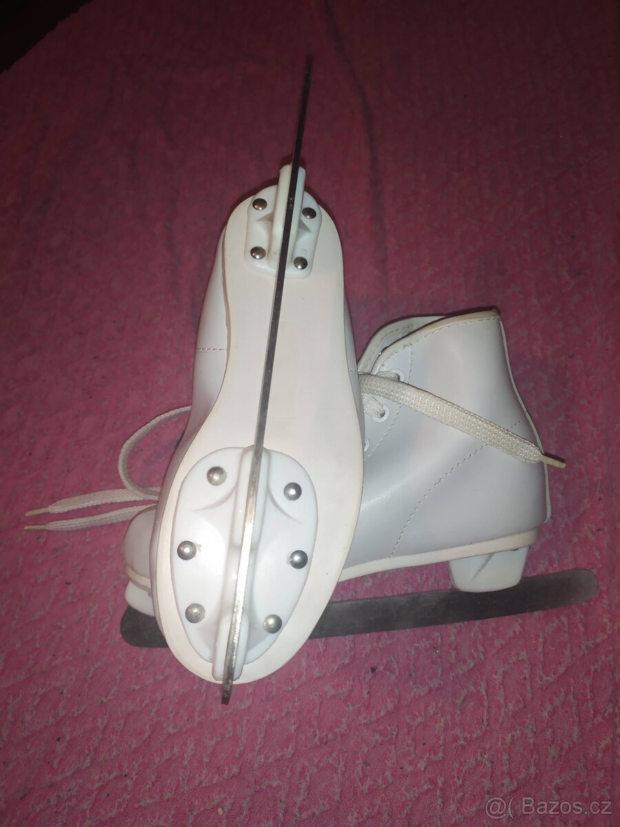 Dívčí brusle - 2