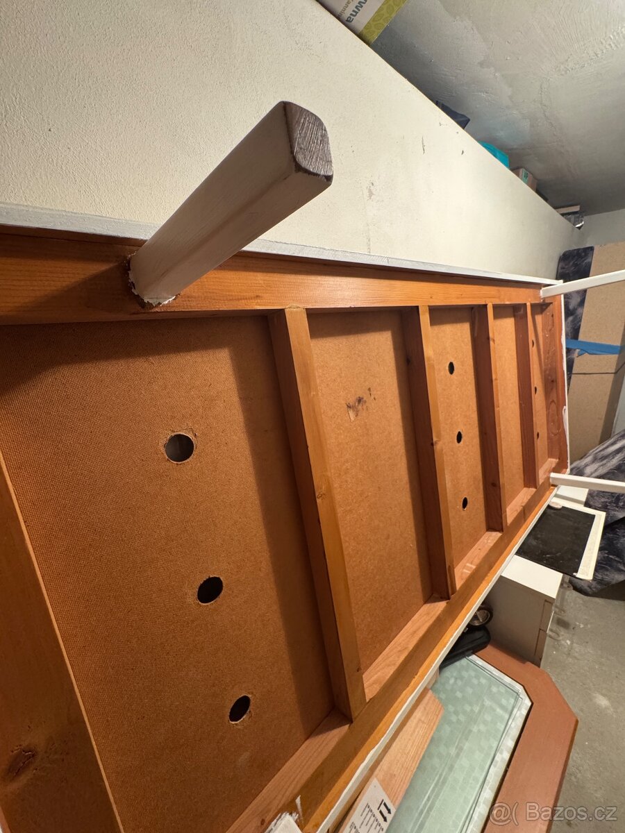 rám dřevěné postele - 2