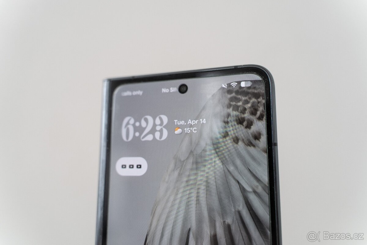 Google Pixel Fold (čtí popis) - 2