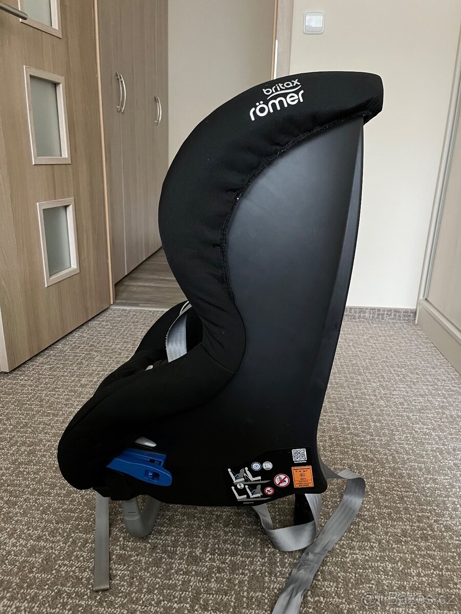 Protisměrná autosedačka Britax Romer Max Way - 2