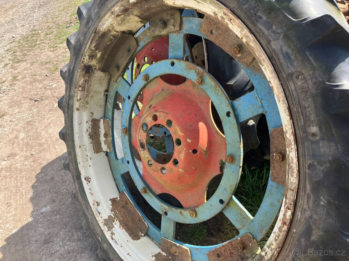 Zetor kultivační kola 9,5-44 - 2