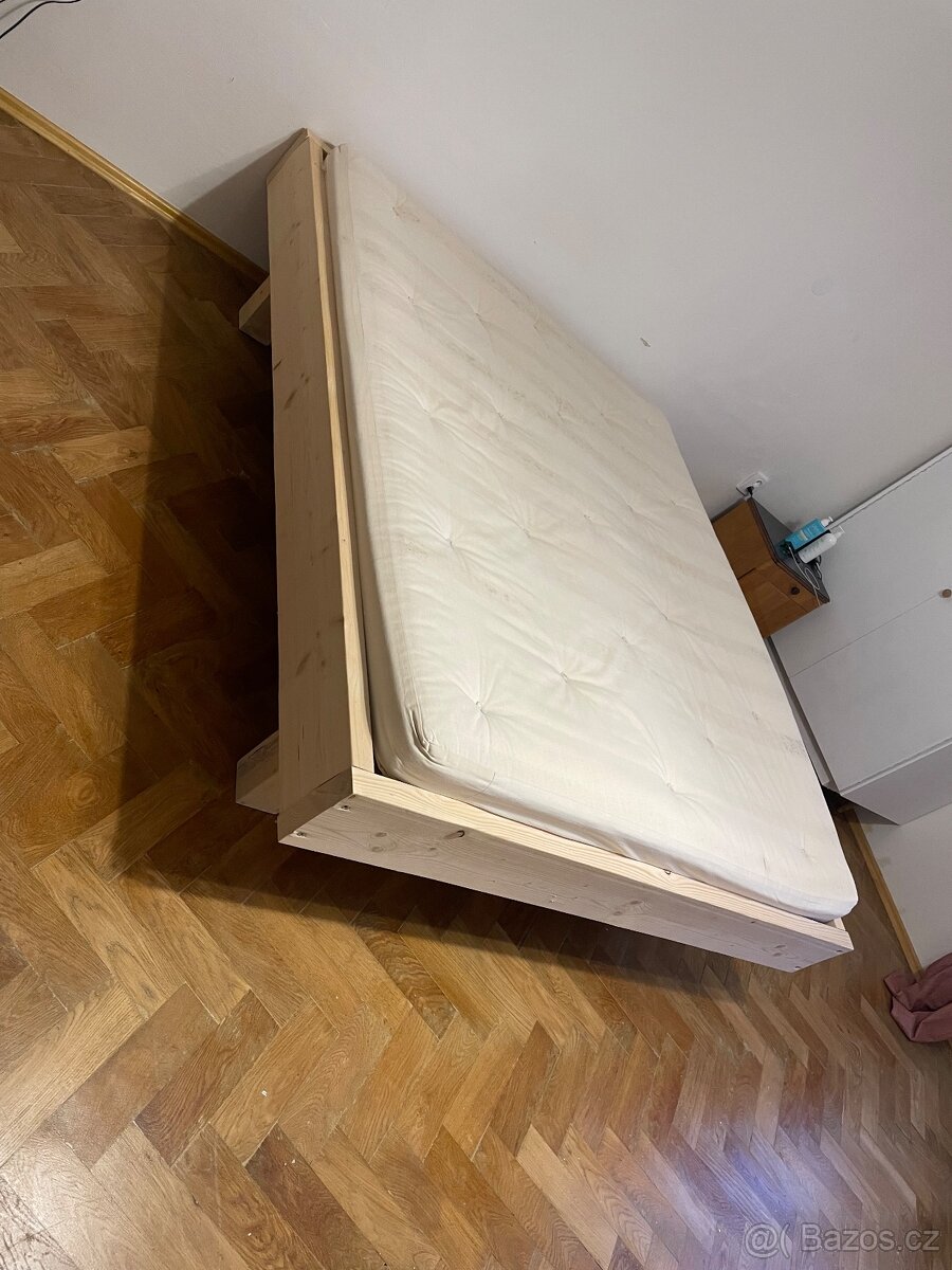 Masivní postel s futonem 160x200 - 2