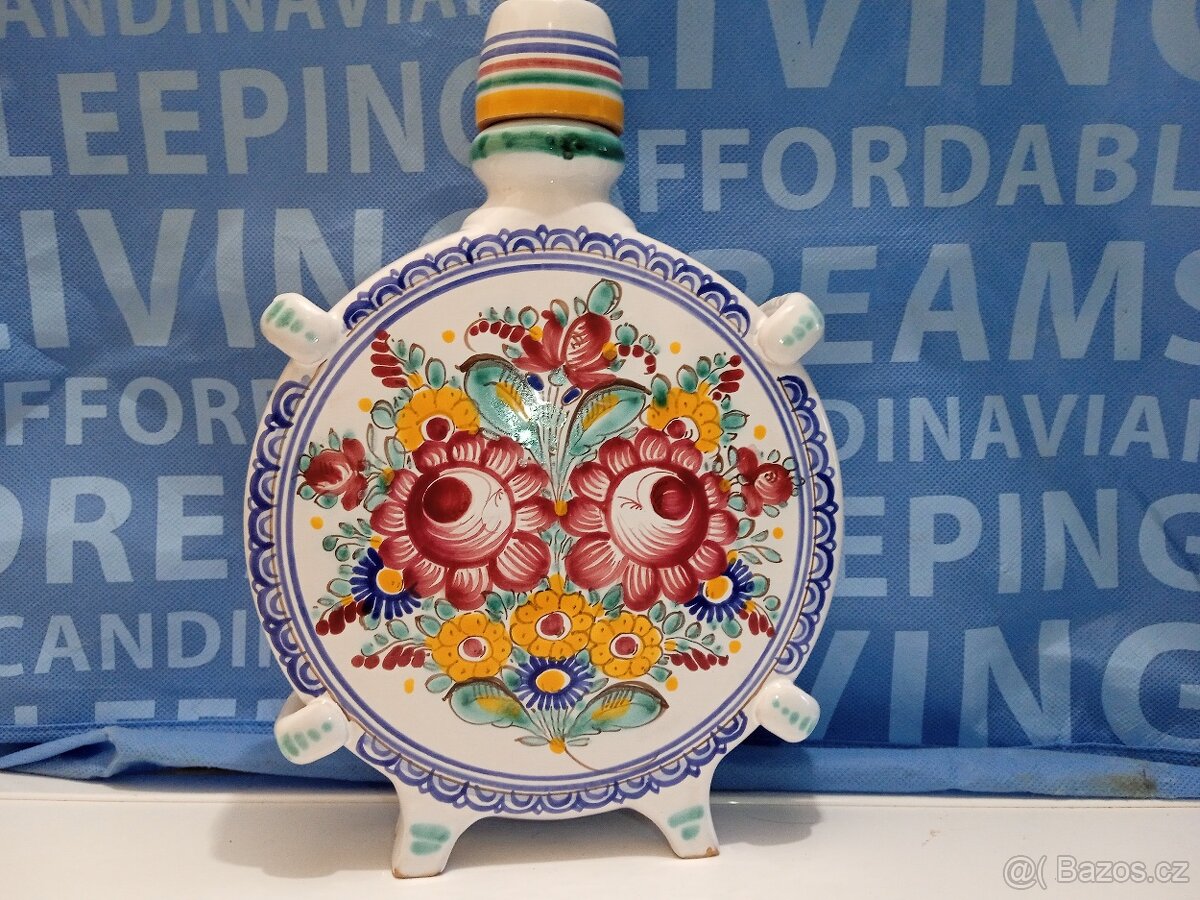 Fajánse keramika karafa, Dárek - 2