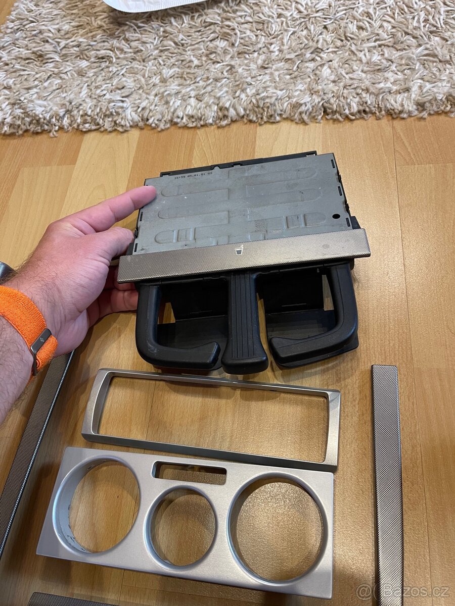 VW Golf 4 alu dekor net optic - 2