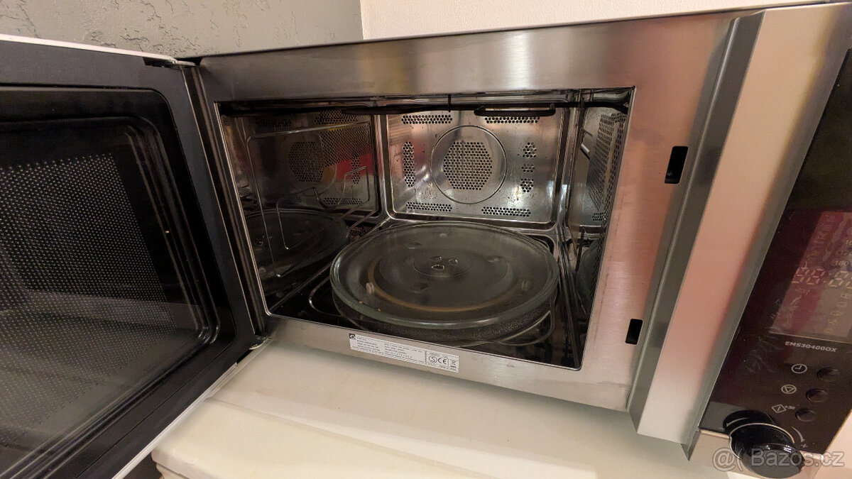 Mikrovlnka Electrolux - 2