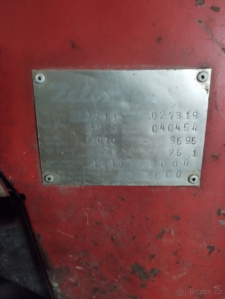 Zetor 7211. - 2