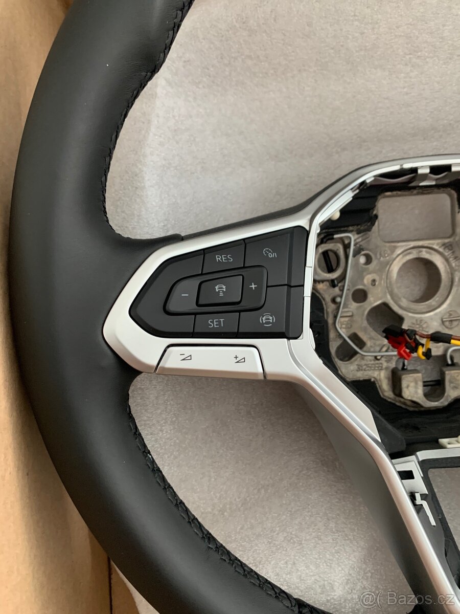 Multifunkční volant VOLKSWAGEN - 2