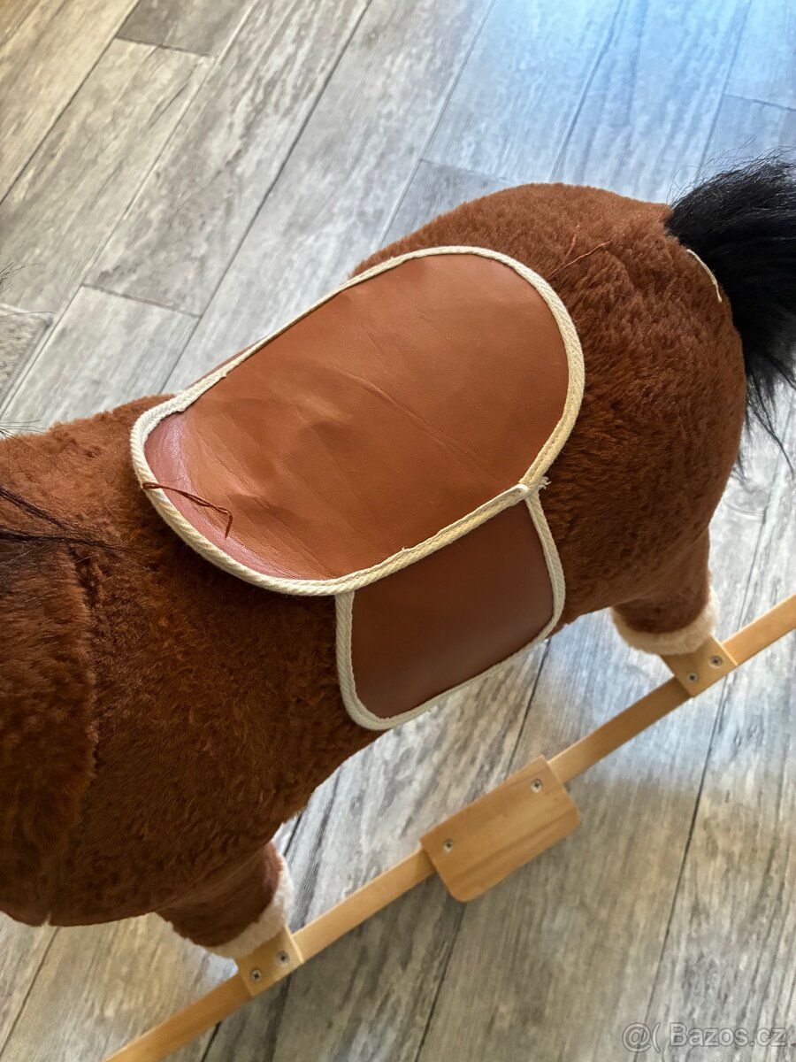Houpací kůň - 2