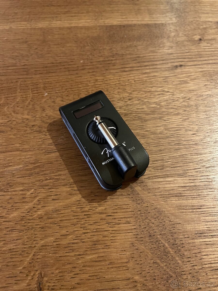 Fender Mustang Micro plus - 2