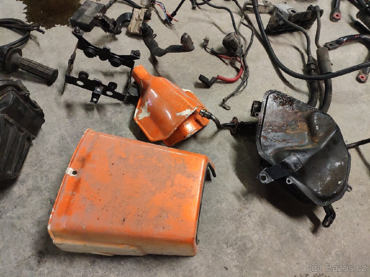 Yamaha XT 600 Z Ténéré díly - 2