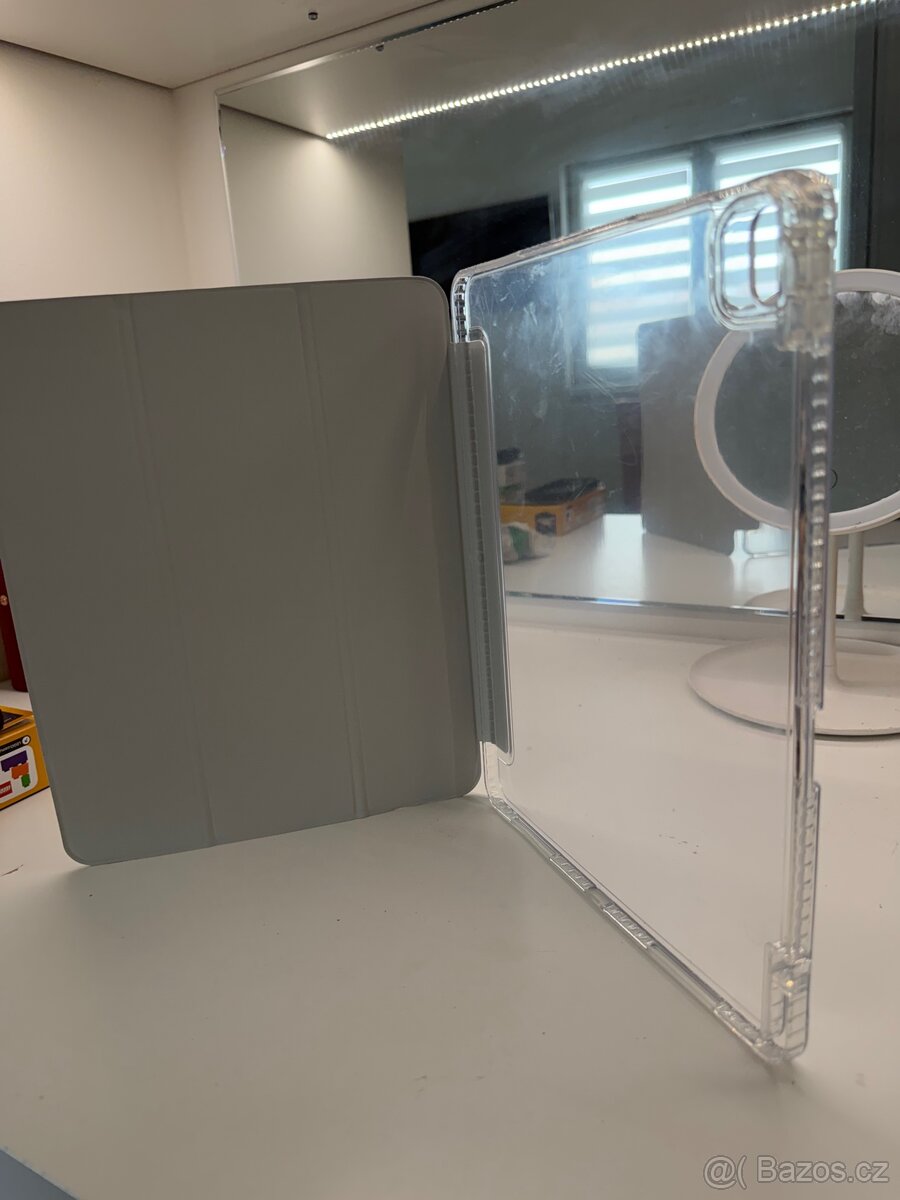 Kryt Apple iPad Air 13 M3 - 2