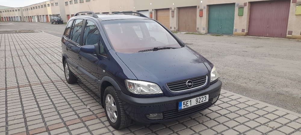 Opel Zafira 2.0DTi - 2