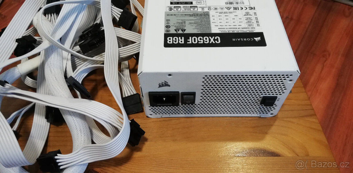 PC zdroj Corsair CX650F RGB PSU - 2
