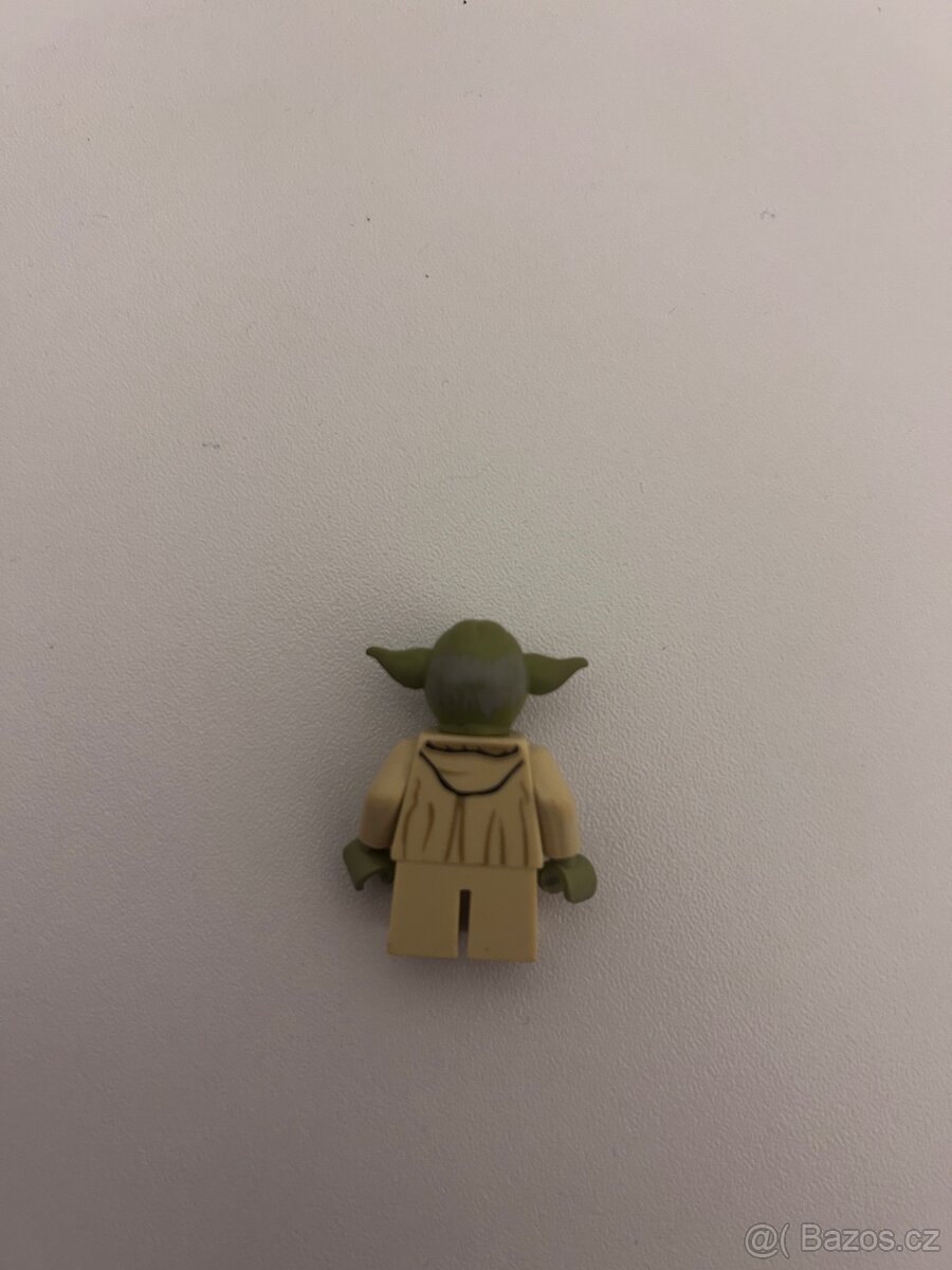 Lego minifigurka Yoda - 2