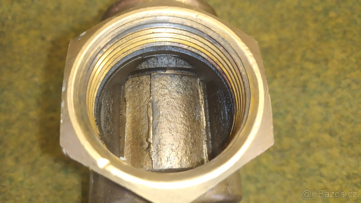 Radiátorový kohout mosazný, kohout topenářský - 2