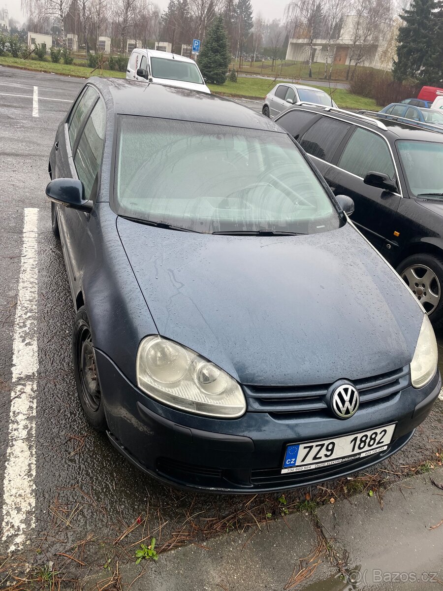 Golf 5 - 2