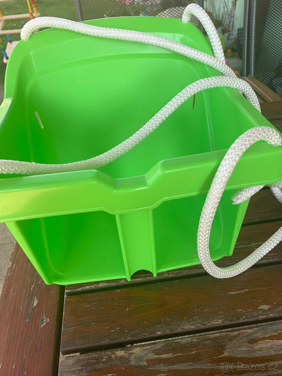Dětská houpačka pro nejmenší. - 2