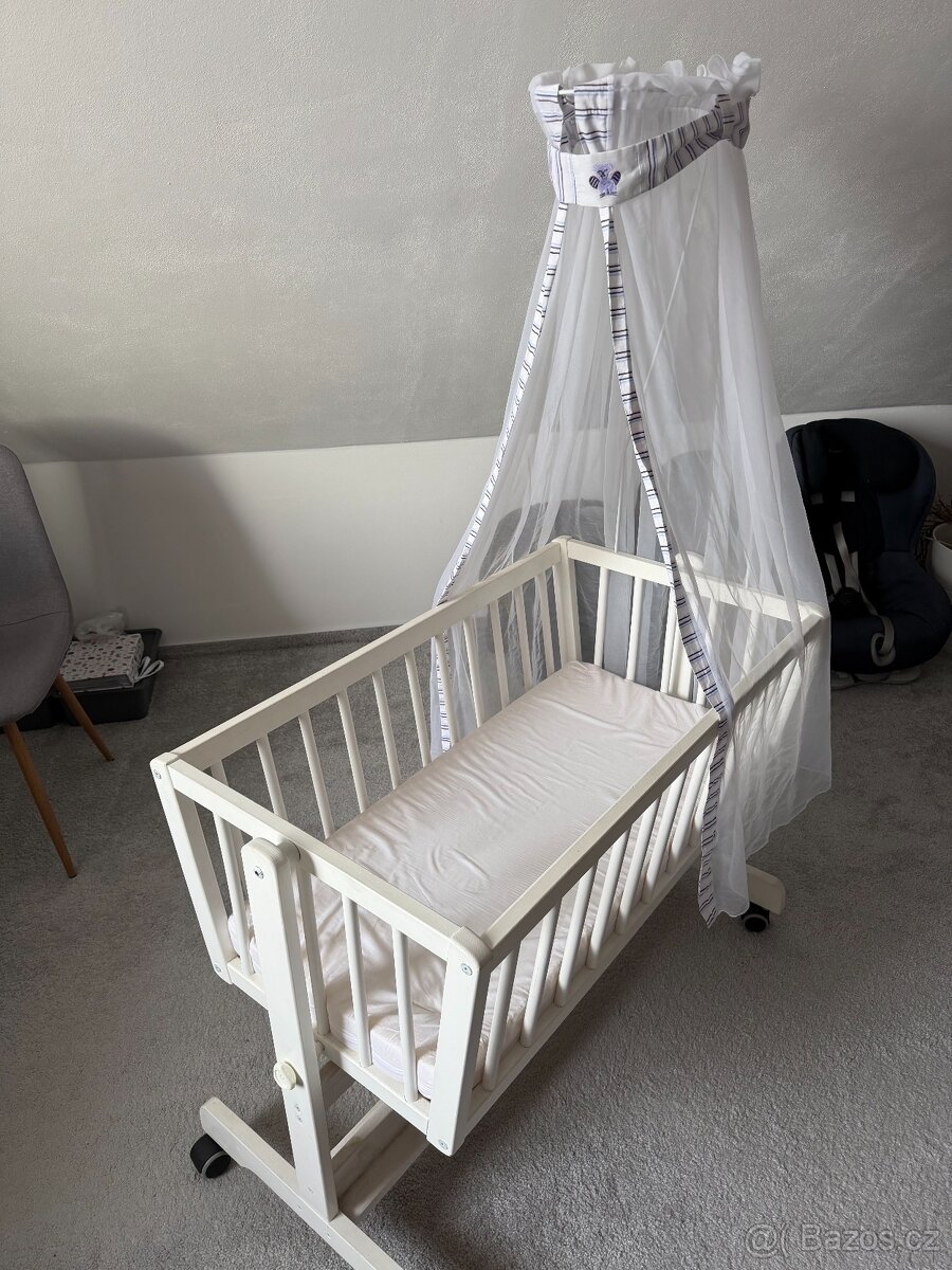 Dětská kolébka s příslušenstvím (postýlka) - 2