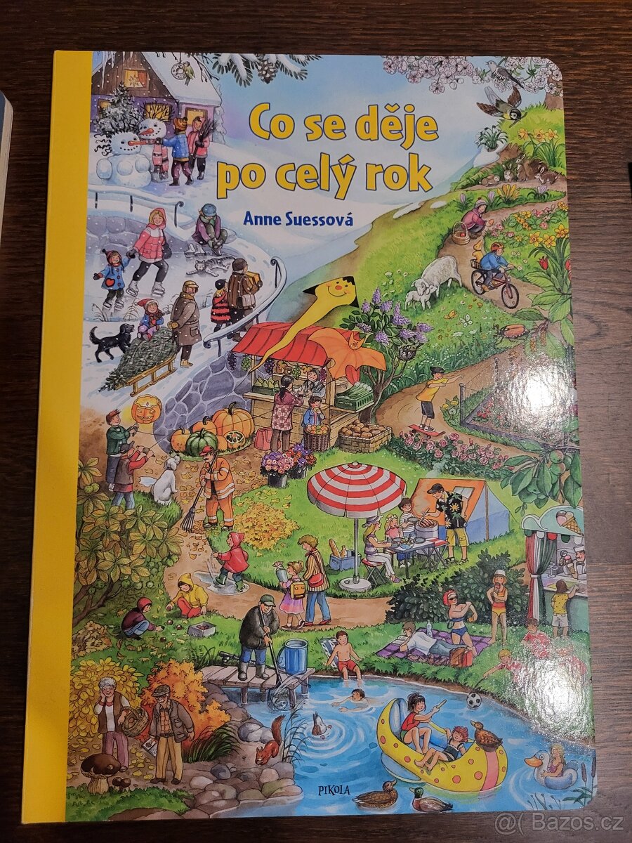 Kniha / leporelo Co se děje po celý rok /Velká knížka - 2