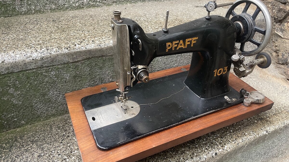 ŠICÍ STROJ PFAFF - 2