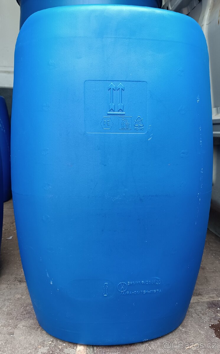 Plastové kanystry 60 l - 2