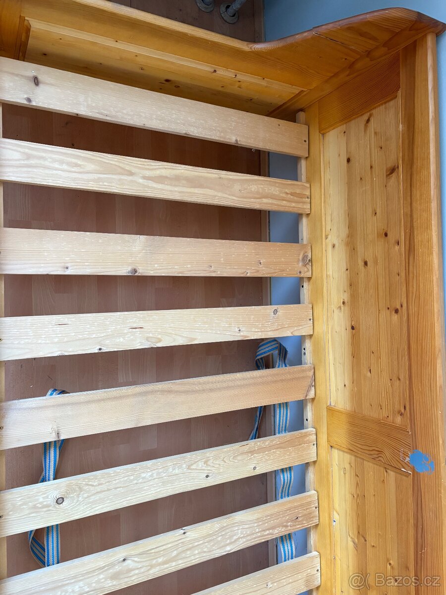 Postel s úložným prostorem - 2