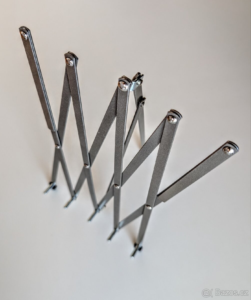 PRODÁM SKLÁDACÍ NOTOVÝ STOJAN K&M MADE IN GERMANY - 2