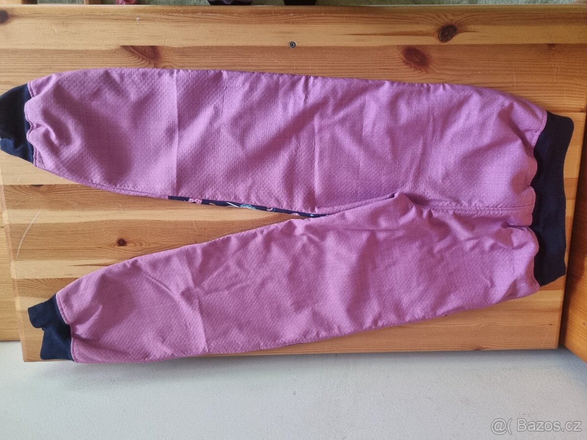 Jarní/podzimní softshellové kalhoty 122/128 - 2