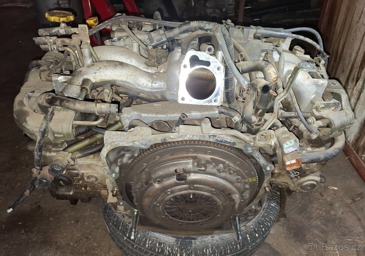 Motor, převodovka,diff Subaru - 2