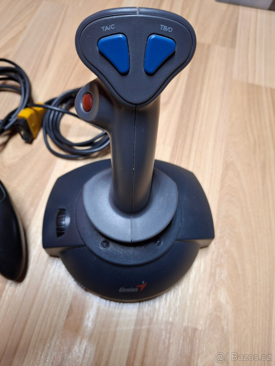 Retro Joystick Genius do MIDI portu a Gamepad Genius do USB - 2